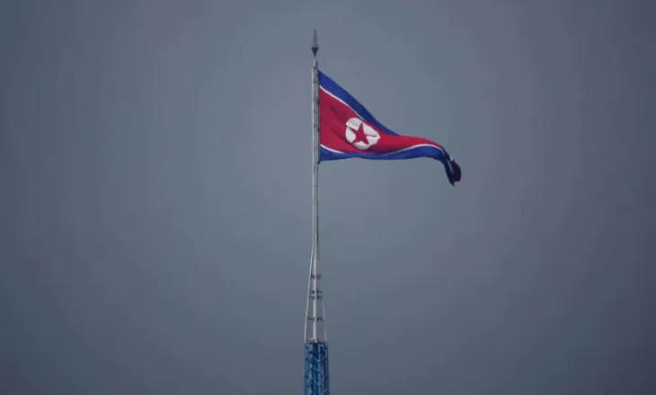 Koreja e Veriut: Nuk do heqim dorë kurrë nga programi i armëve bërthamore