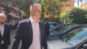 Korrupsion dhe shkelje e barazisë në tendera, Gjyli dhe Elezi paraqiten në Gjykatën e Posaçme