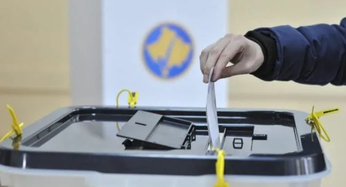 Kosova gati për zgjedhje/ KQZ certifikon mbi 2 milionë votues, 22 mijë të rinj në votim për herë të parë