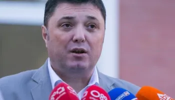 Kreshnik Çollaku tregon për kandidimin në LDK, raportin me Osmanin dhe kritikat ndaj Kurtit
