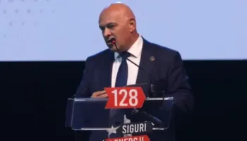 Kreu i AAK kritikon Kurtin: Kush nuk e do Amerikën nuk e do as Kosovën