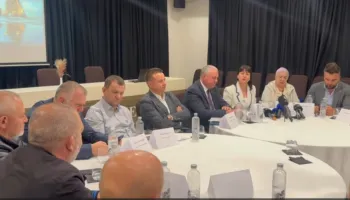 Krijohet fronti opozitar në Vlorë, Bylykbashi: Bashkim për të sjellë ndryshimin! Punë e përbashkët për fitoren