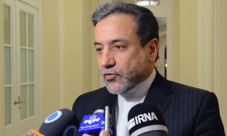 Kryediplomati Araghchi: SHBA-të, jo Irani, po e bllokojnë Ngushticën e Hormuzit