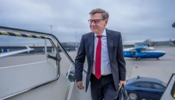 Kryediplomati gjerman shkon në Greqi për bisedime mbi lidhjet e mbrojtjes me BE-në