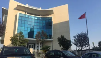 Kryen transaksione dhe veprime bankare fiktive me vlerë 500 mijë euro, Prokuroria e Shkodrës dërgon në gjyq 4 persona