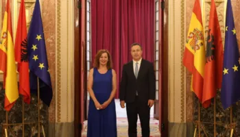 Kryeparlamentarja Armengol në takimin me Peleshin: Spanja mbështet fuqimisht anëtarësimin të Shqipërisë drejt BE
