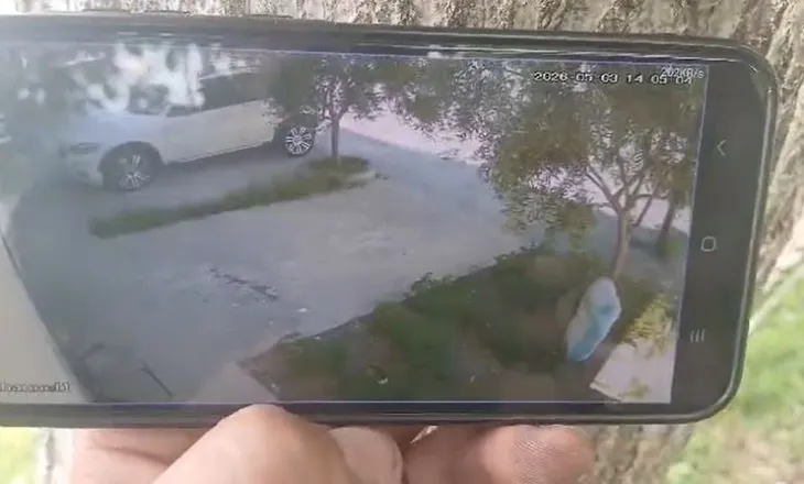 Kujdes, pamje të rënda, video nga momenti kur shoferi i dehur merr para fëmijët në Durrës