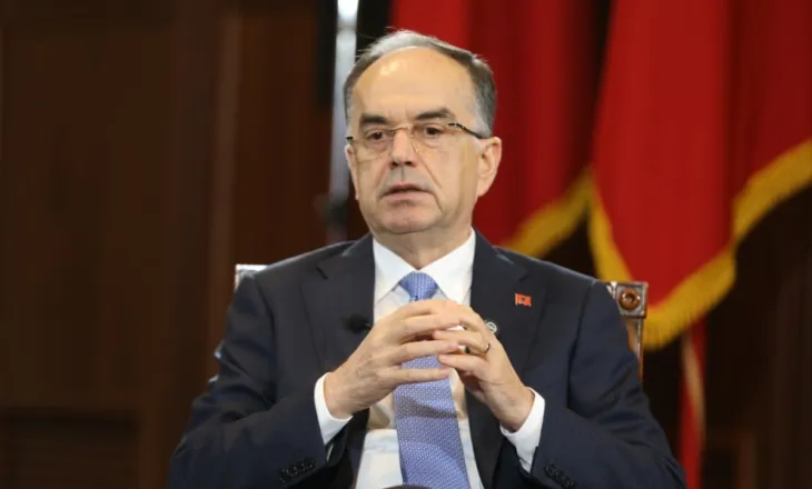 Kurban Bajrami, Presidenti Begaj uron nga Meka besimtarët myslimanë