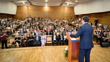 Kurti: Për fëmijët me nevoja të veçanta program të zgjeruar ndihme në shkollë
