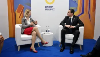 Kurti takim me Kallas në samitin EPC, zbulohen detaje nga diskutimet