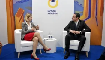 Kurti takon Kallas: Kosova është e përkushtuar për ecurinë e procesit të anëtarësimit në BE