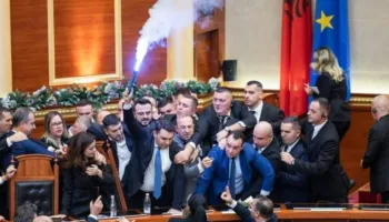 Kuvendi i Shqipërisë ndëshkon deputetët, mbi 1.1 mln lekë penalitete për muajt shkurt–mars
