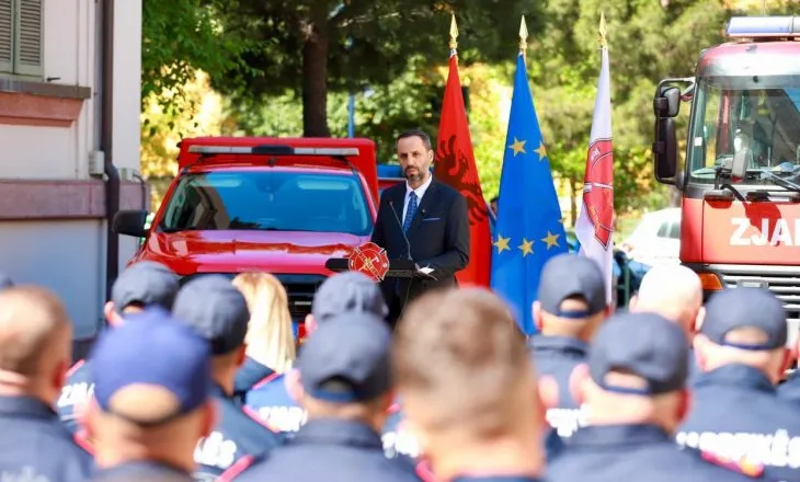 Lamallari paralajmëron “zero tolerancë” ndaj zjarrvënësve: Dënimet deri në 30 vite burg!