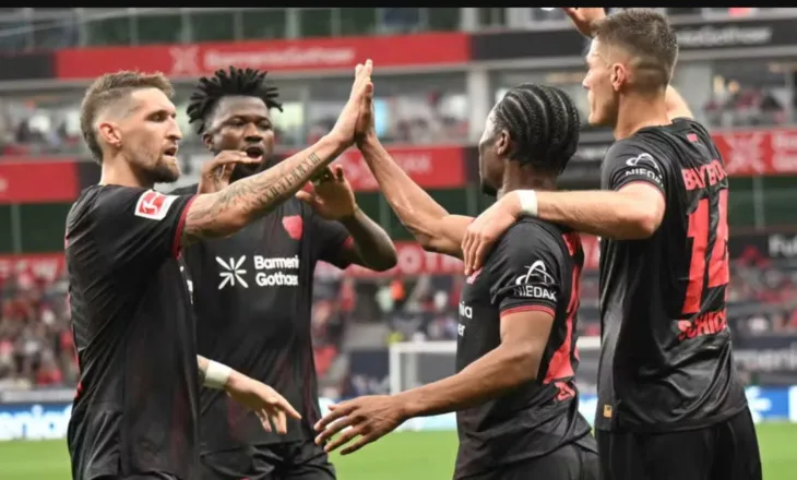 Leverkusen fiton ndaj rivalit direkt dhe futet në garë për biletën e fundit për Champions League (video)