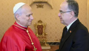 “Lidhja me Vatikanin ka vlera të mëdha historike”/ Presidenti Begaj takohet me Papa Leonin XIV: E ftova të vizitojë Shqipërinë