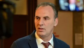 Limaj kërkon të kthehet në PDK, i dërgon letër Bedri Hamzës: Bashkimi, në interes të qytetarëve