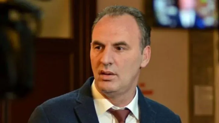 Limaj kërkon të kthehet në PDK, i dërgon letër Bedri Hamzës: Bashkimi, në interes të qytetarëve