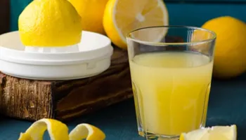 Limoni si ‘bombë natyrale’ vitaminash/ Fuqia e tij nga imuniteti te depresioni