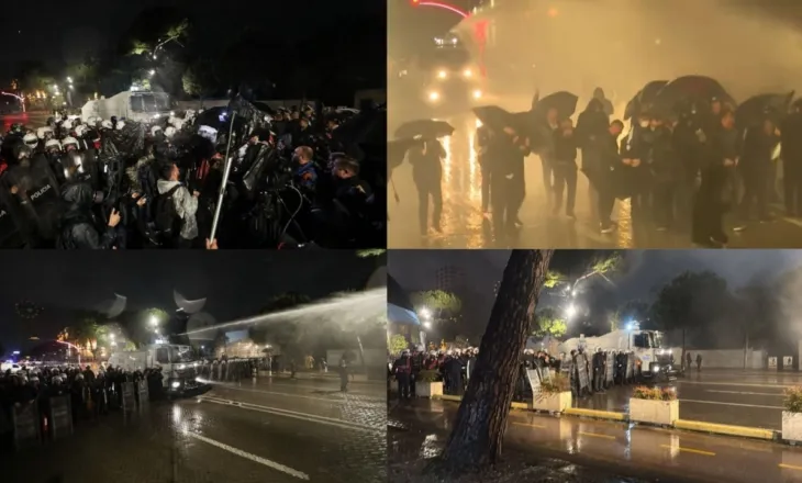 LIVE/ Protestuesit hedhin motolovë dhe përplasen fizikisht me efektivët, policia kundërpërgjigjet me ujë dhe gaz lotsjellës. Preket edhe Berisha