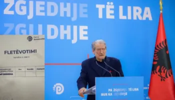 LIVE/ Referendumi në PD, Berisha kandidat i vetëm. Mbyllet procesi në të gjithë vendin, pjesëmarrje e ulët në votime