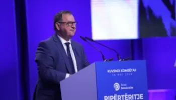“Lufta kundër korrupsionit…”/ Deputeti grek sjell mesazhin e Mitsotakis në Kuvendin Kombëtar të PD: Mbështesim…
