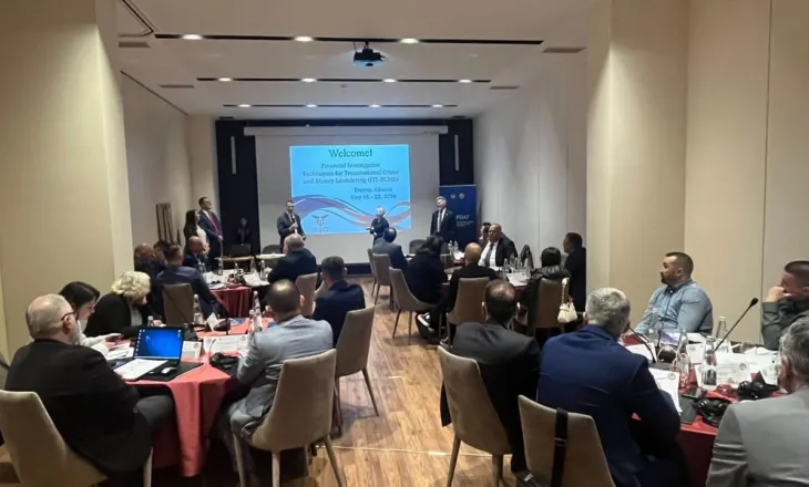 Lufta ndaj krimit dhe pastrimit të parave, Ambasada e SHBA nis trajnimin e zyrtarëve të Shqipërisë, Kosovës dhe RMV
