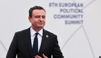 LVV zyrtarizon Kurtin kandidat për kryeministër, partitë në Kosovë finalizojnë garën elektorale
