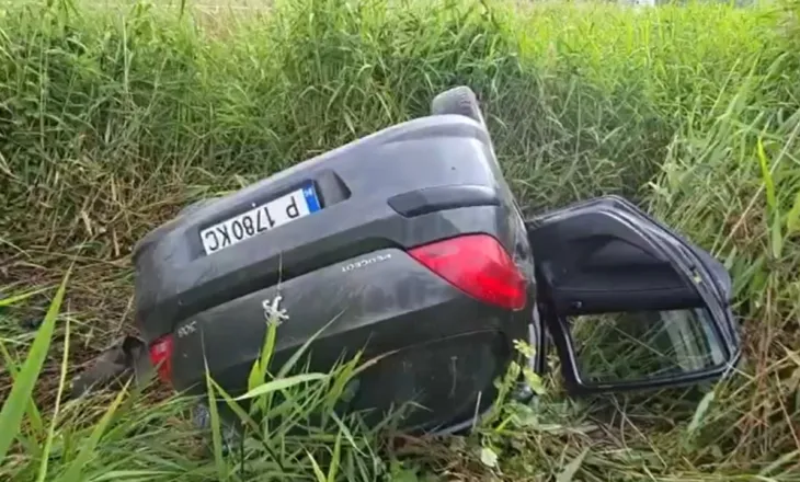 Makina u gjet në kanal, por shoferi ishte larguar/ Zbardhet aksidenti në aksin Lushnje-Berat, dëshmon 29-vjeçari: Prita të vinte dikush, pastaj dola vetë
