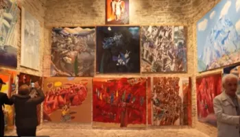 “Male, re dhe plisa të bardhë”, Bashkim Ahmeti sjell ngjyrat e traditës dhe identitetit shqiptar në Gjirokastër