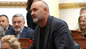 Manja shpreh dëshirën për t’u bërë ushtar i Ballukut – Urimi i ditëlindjes së Kadelit që zbuloi ‘sekretin’