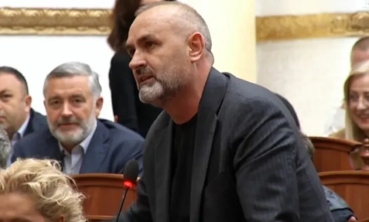 Manja shpreh dëshirën për t’u bërë ushtar i Ballukut – Urimi i ditëlindjes së Kadelit që zbuloi ‘sekretin’