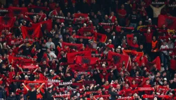 Maran teston kuqezinjtë, UEFA cakton gjyqtarë shqiptarë për ndeshjen e Kombëtares