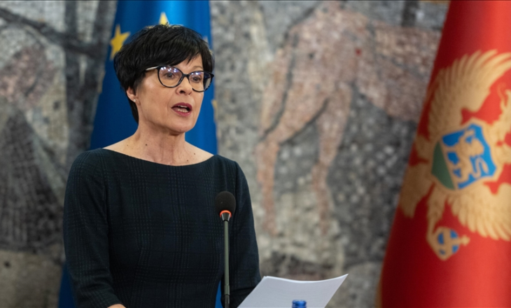Marta Kos: Bashkimi Europian pezullon fondet për Serbinë!