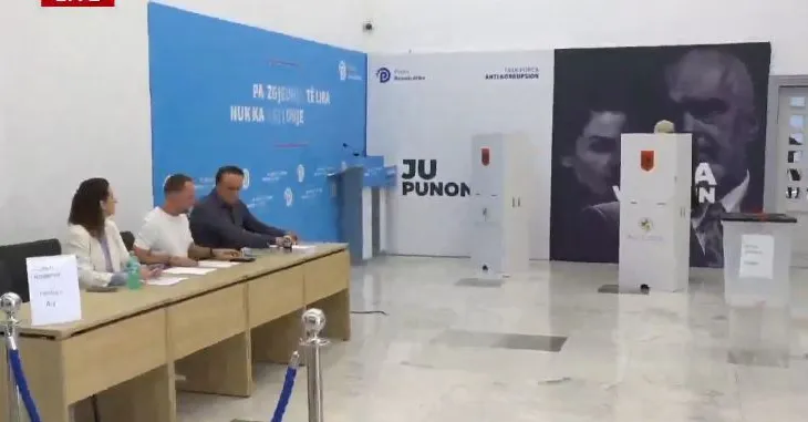 Mbahen sot zgjedhjet për kreun e PD, Berisha kandidati i vetëm në garë