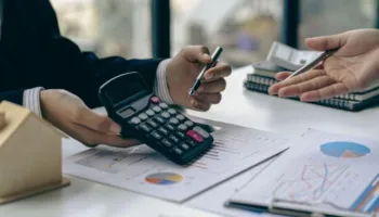 Mbi 44% e bizneseve shqiptare investuan në inovacion, kryeson sektori i shërbimeve