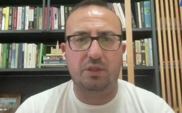 “Meremen e pashë për herë të parë në televizor, kur na vinë dritat”/ Korreshi ironizon garën në PD:Opozita ndonjëherë..