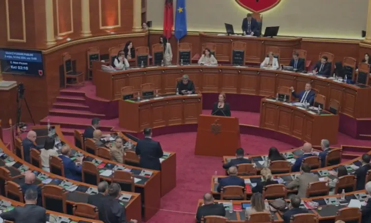 Mes kontestimeve të opozitës, Genta Tafa betohet si Komisionere për Mbrojtjen nga Diskriminimi