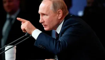 Mesazhi i fortë i Putinit në Ditën e Fitores: NATO po armatos Ukrainën