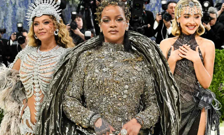 Met Gala 2026 me “Moda është art”, tapeti i kuq si një galeri arti (FOTO)