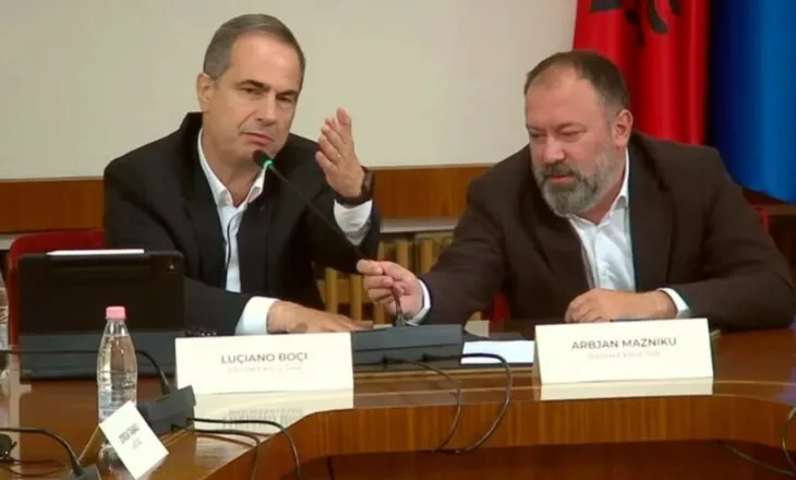 “Mikrofonin fute në xhep”/ Tensionet të “Territorialja”, Boçi përplaset me Maznikut dhe braktis mbledhjen (VIDEO)