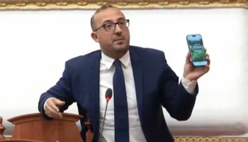Ministren e Shëndetësisë a jua kanë zënë sytë? Korreshi: Po na hanë minjtë në pediatrinë e Lushnjës, të vijë ajo se…