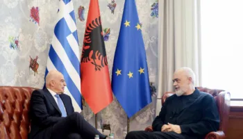 Ministri grek i Mbrojtjes në Tiranë, Nikos Dendias takime me kryeministrin Rama dhe me homologun e tij