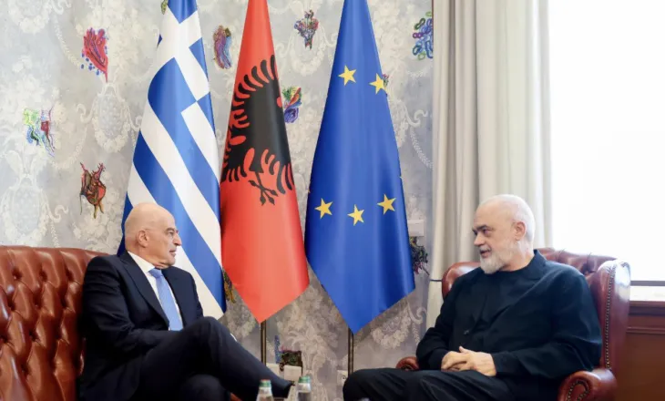 Ministri grek i Mbrojtjes në Tiranë, Nikos Dendias takime me kryeministrin Rama dhe me homologun e tij