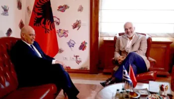 Ministri grek i Mbrojtjes vizitë nesër në Tiranë, axhenda: Nga takimi me Nufin, Ramën e Joanin, tek…