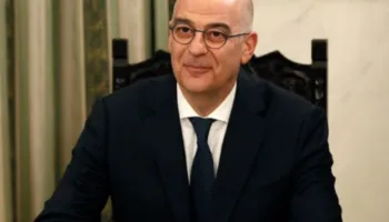 Ministri i Mbrojtjes Dendias vizitë të hënën në Tiranë, zbardhet axhenda