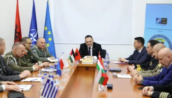 Ministri Nufi takon pjesëmarrësit e Kursit të Lartë për Sigurinë dhe Mbrojtjen
