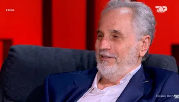 Ministrja Diella me imazhin e aktores Anila Bisha, flet bashkëshorti i saj: Marrëveshja ishte për asistente në e-Albania, jo për…