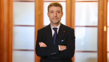 Miratimi i raportit për Shqipërinë në Komisionin e Jashtëm të PE, ministri Hoxha: Konfirmon se Shqipëria është në rrugën e duhur drejt integrimit