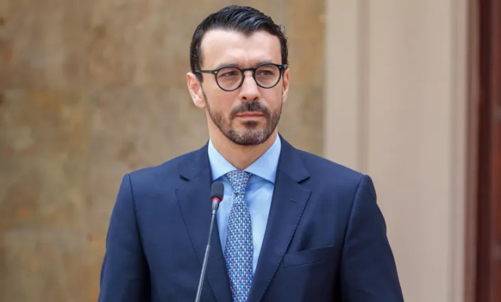 Miratohet subvencioni për shoqëritë e transportit publik, Karakaçi tregon detajet