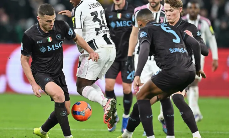 Mirupafshim Juventus. Napoli nis bisedimet me yllin e bardheiznjve. Newcastle, Atletico dhe Bayern po ashtu e kanë në listë emrin e tij